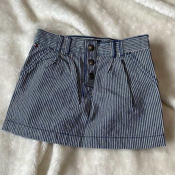 Tommy Hilfiger toddler’s skirt - Picture 1 of 1